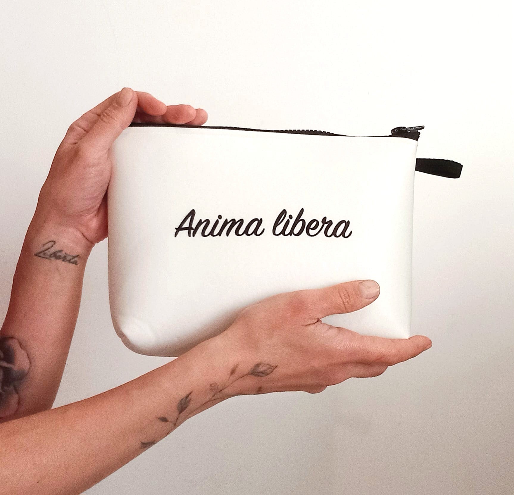 Pochette unisex VITA+ color avorio vista posteriore